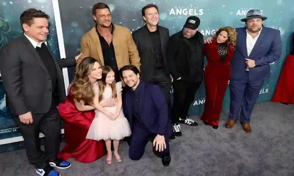 Cast of Ordinary Angels